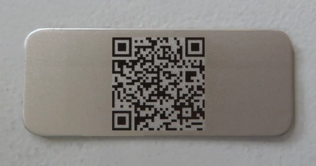 پلاک فلزی بارکد کیو آر (QR Code) استیل مستطیلی حک شده با لیزر
